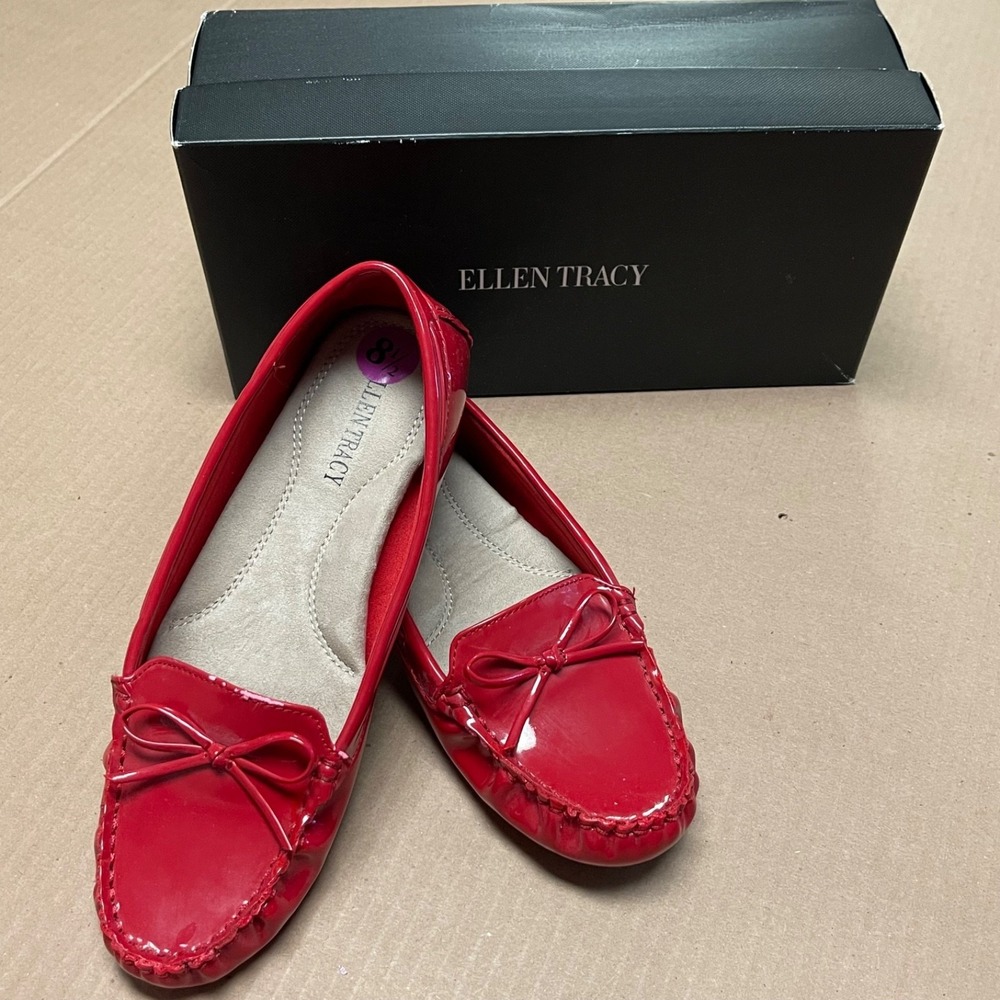 Ellen Tracy Size 8.5M Newport Red Patent‎ Leather Driver Moccasin Loafers NWB